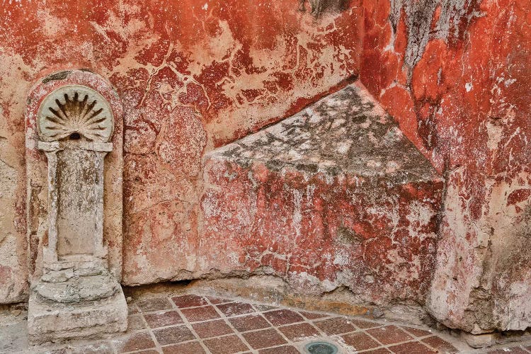 Guanajuato in Central Mexico. Old fountain