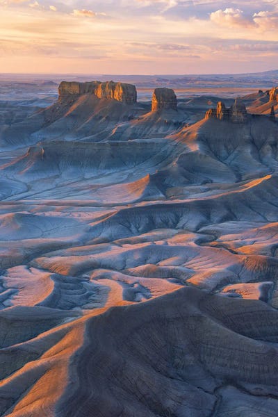 Utah: Into The Badlands by Dustin LeFevre