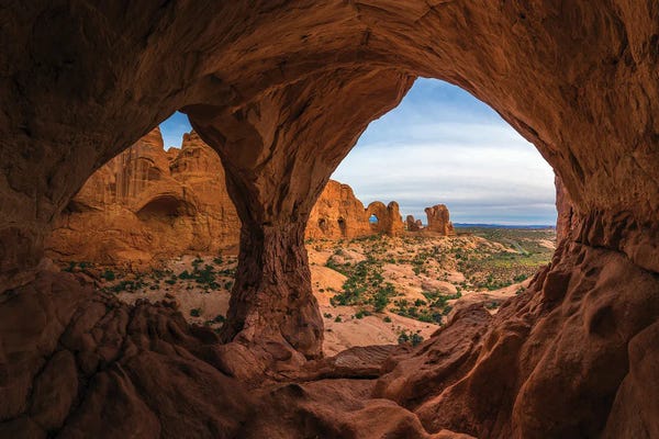 Dustin LeFevre: Eyes Of The Desert by Dustin LeFevre