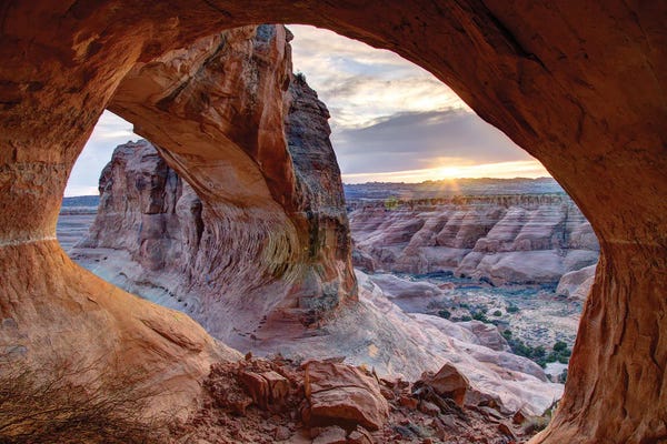 Utah: Secret Arch by Dustin LeFevre