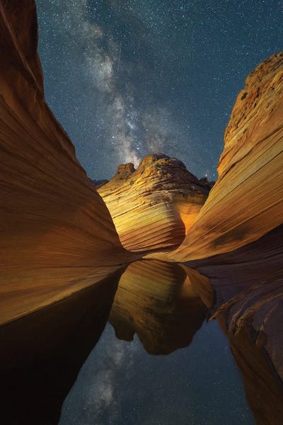 Arizona: Milky Wave by Dustin LeFevre