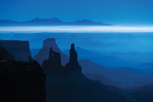Utah: Blue Moon Mesa by Dustin LeFevre