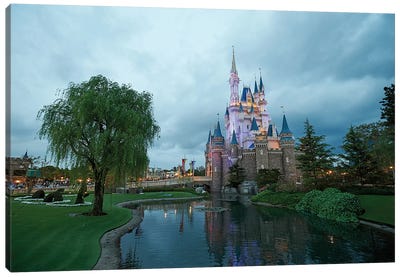 DisneyLand Castle, Tokyo, Japan Canvas Art Print - Amusement Parks