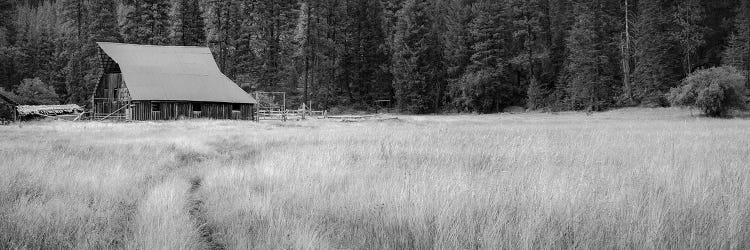 Barn At Red's