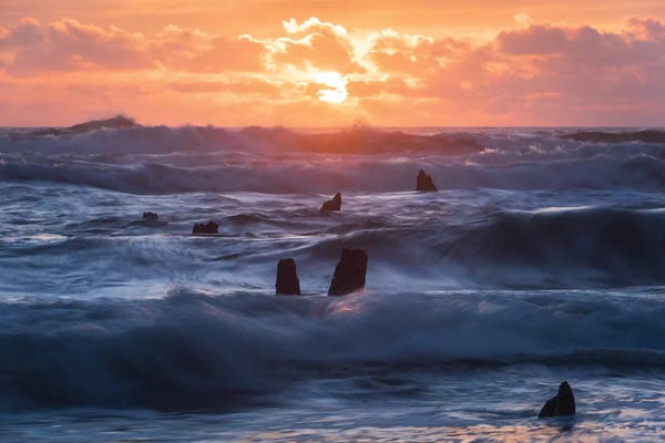 Dautlich: Dancing Ghosts by Dautlich