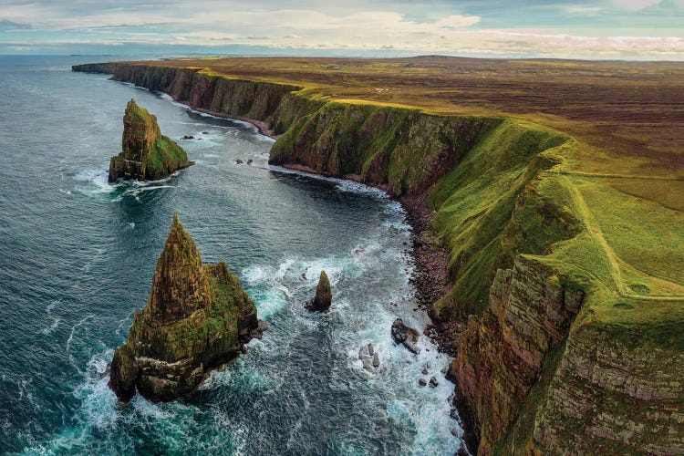 Duncansby Head Coastline And Stacks