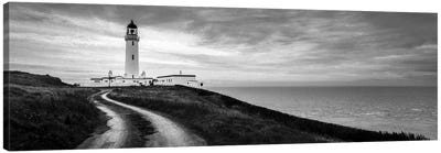 Mull Of Galloway Lighthouse Canvas Art Print - Dave Bowman