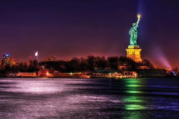 Statue Of Liberty: Dawns Early Light by David Gardiner