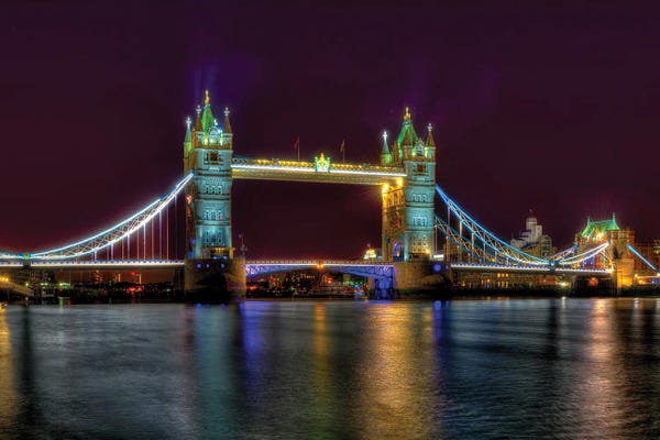David Gardiner: Tower Bridge by David Gardiner