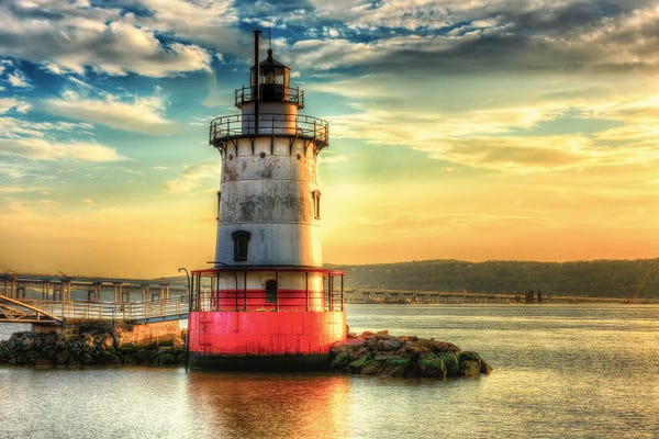 Lighthouses: Hudson Light by David Gardiner