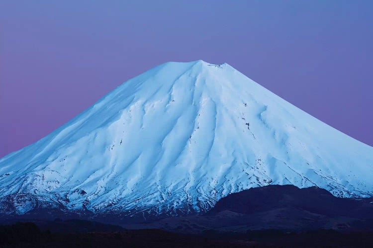 Mt Ngauruhoe At Dawn, Tongariro National Park, Central Plateau, North Island, New Zealand