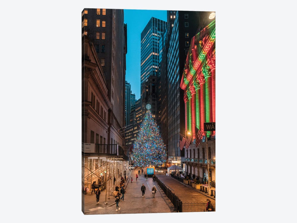 Christmas On Wall Street by Dylan Walker 1-piece Canvas Art