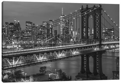 Manhattan Bridge In Black And White Canvas Art Print - Famous Bridges