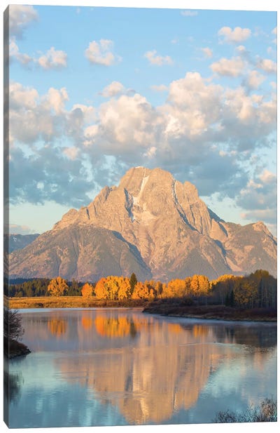 USA, Wyoming, Grand Teton National Park, Mt. Moran along the Snake River in autumn II Canvas Art Print