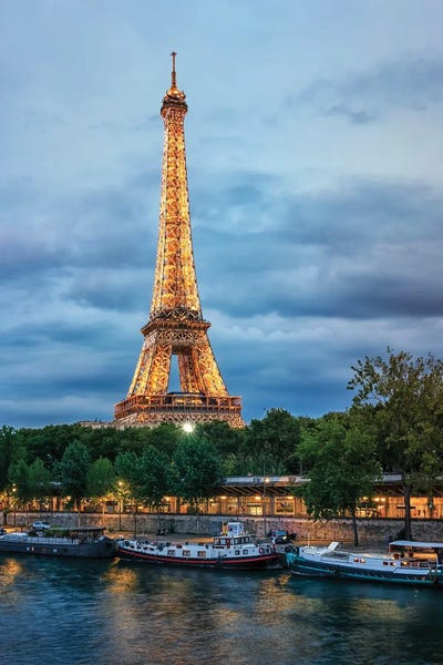 Towers: Twilight In Paris by Manjik Pictures
