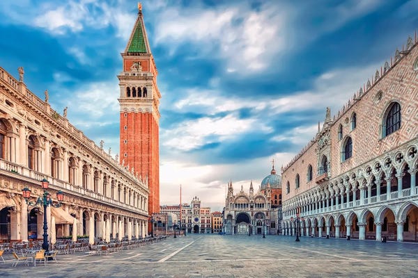 Venice: St. Mark's Square by Manjik Pictures