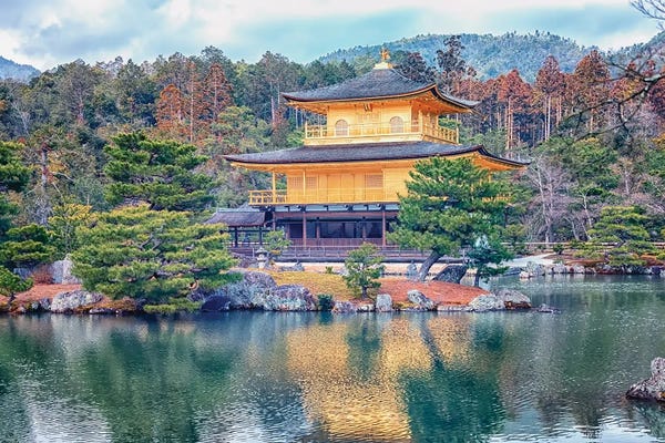 Kyoto: Temple In Kyoto by Manjik Pictures