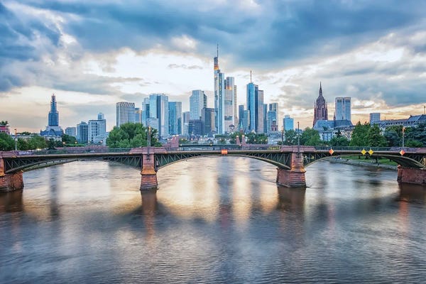 Frankfurt: Frankfurt In The Evening by Manjik Pictures