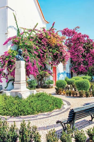 Portugal: Beautiful Lisbon by Manjik Pictures