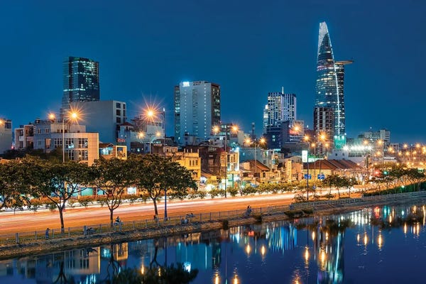 Vietnam: Saigon by Manjik Pictures