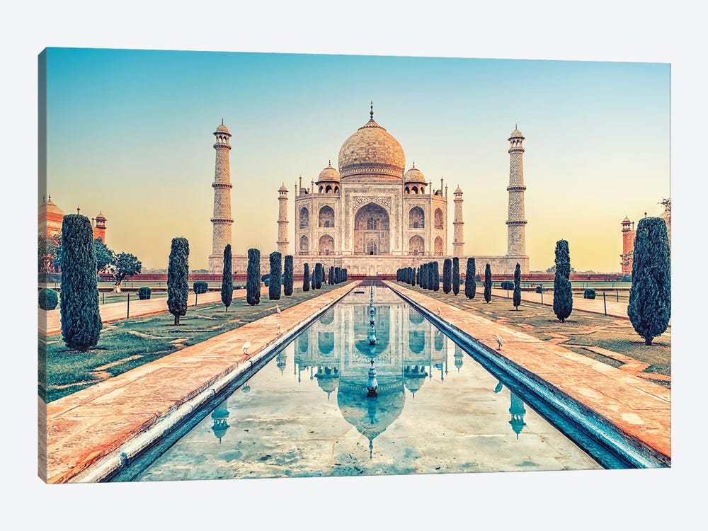 Beautiful Taj Mahal by Manjik Pictures 1-piece Canvas Artwork