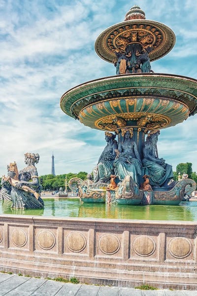 Canvas Print: Concorde Fountain by Manjik Pictures