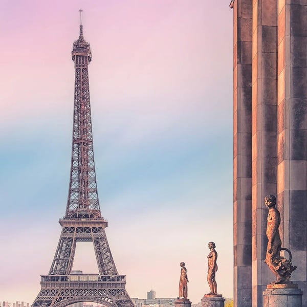 Canvas Print: Trocadero by Manjik Pictures