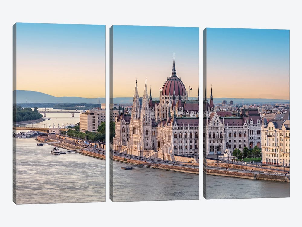 Bupadest Monument by Manjik Pictures 3-piece Canvas Wall Art
