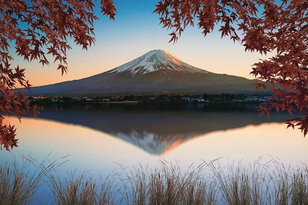 Japan: Mount Fuji by Manjik Pictures