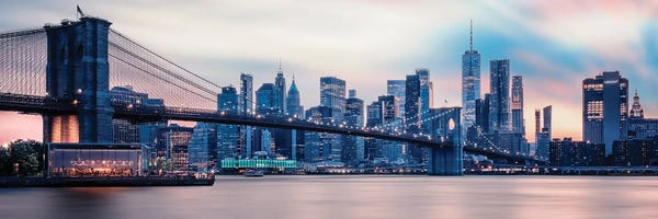 Canvas Print: Pink New York Evening by Manjik Pictures