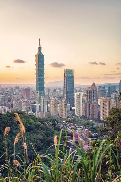 Taiwan: Taipei In The Evening by Manjik Pictures