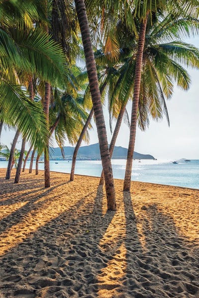 Thailand: Bang Sare Beach by Manjik Pictures