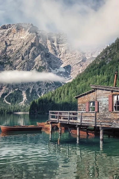 Dereliction: Cabin On The Lake by Manjik Pictures