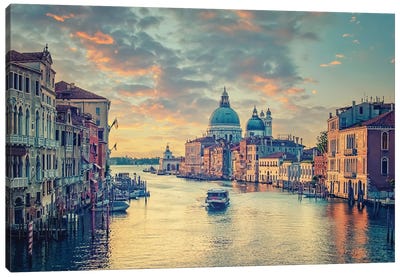 Grand Canal In Venice Canvas Art Print - Manjik Pictures
