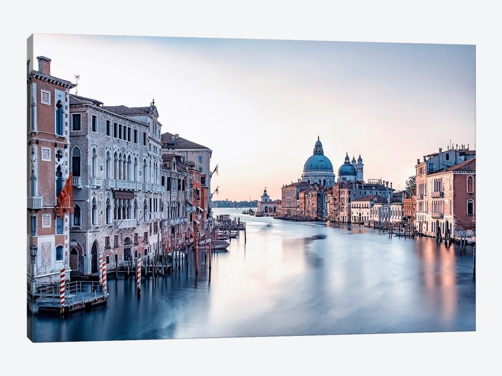 Early Morning In Venice by Manjik Pictures 1-piece Canvas Artwork