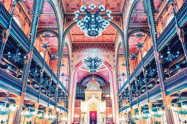 Judaism: Dohany Street Synagogue by Manjik Pictures
