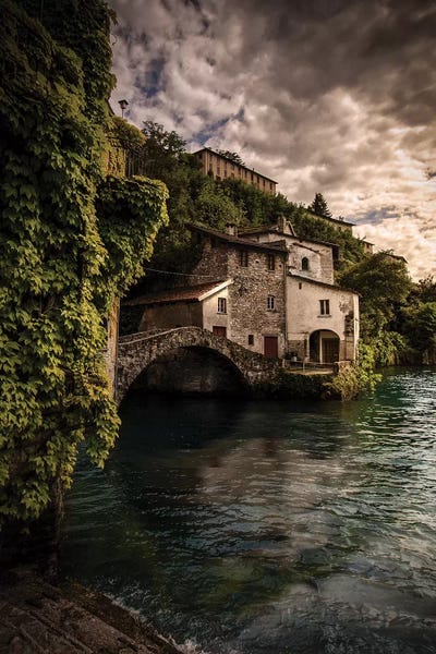 Lombardy: Nesso by Enzo Romano