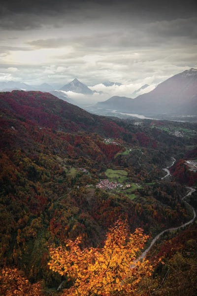 Passo Pura Autunno by Enzo Romano canvas print