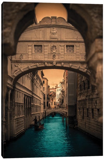 Ponte dei Sospiri, Venice Canvas Art Print - Moody Lit Photography
