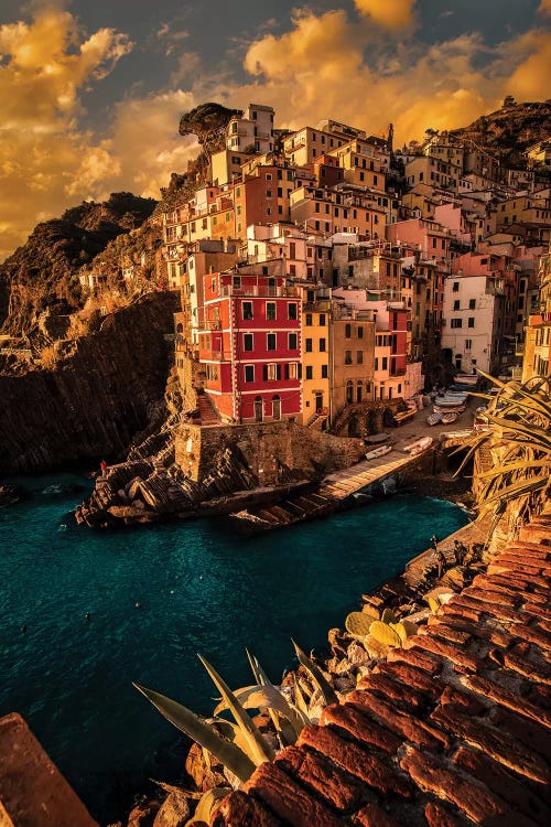 Riomaggiore, Cinque Terre by Enzo Romano wall art