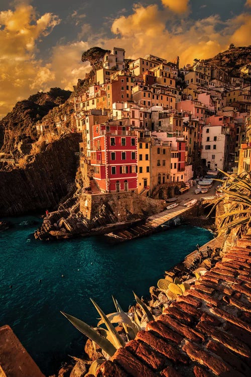 Riomaggiore, Cinque Terre by Enzo Romano wall art