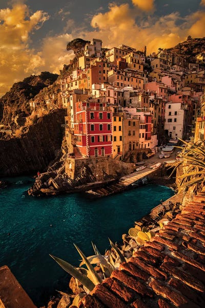 Enzo Romano: Riomaggiore, Cinque Terre by Enzo Romano