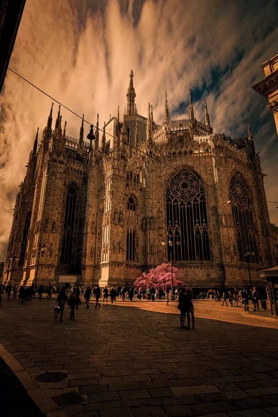 Lombardy: Duomo Milano, Spring by Enzo Romano