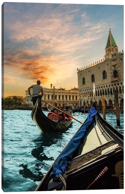 Gondola Ride Canvas Art Print - Enzo Romano