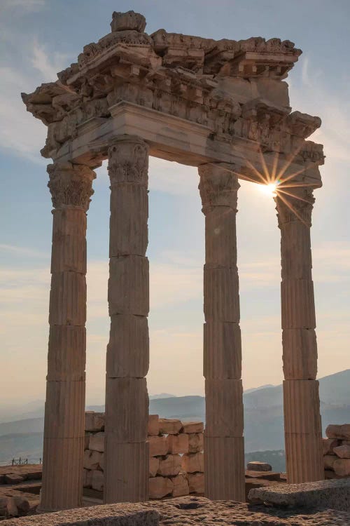 Turkey, Izmir, Bergama, Pergamon, acropolis, Temple of Trajan II