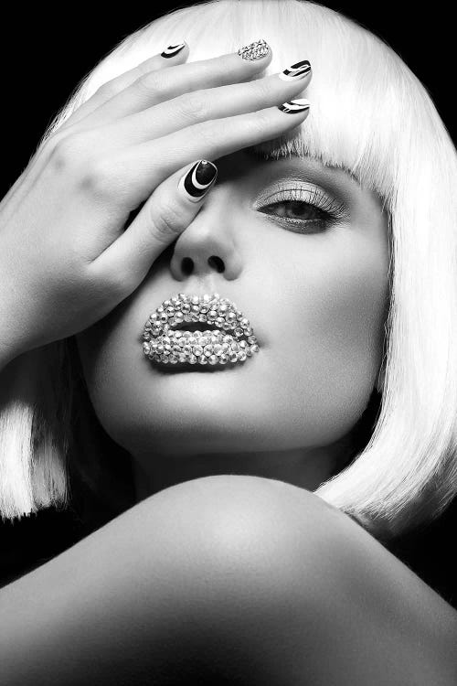 Diamond Lips BW