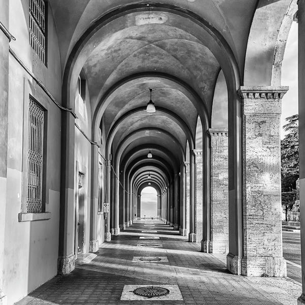 Arches: Photo D'Art Contemporain VI by Design Fabrikken