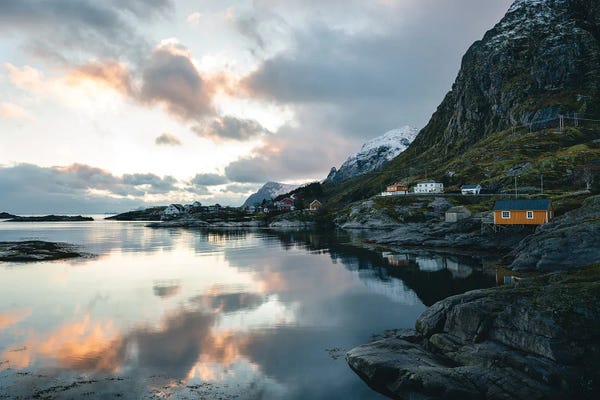 Fabian Fortmann: Orange House by Fabian Fortmann