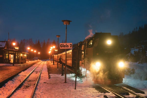 Fabian Fortmann: Polar Express by Fabian Fortmann