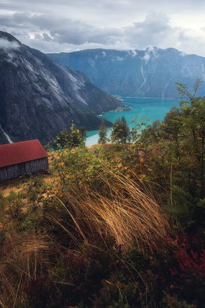 Cabins: Farming With A View by Fredrik Strømme